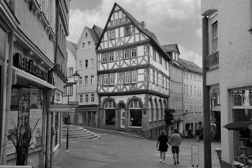 Günstige Leica Kamera für schwarz/weiß Fotografie