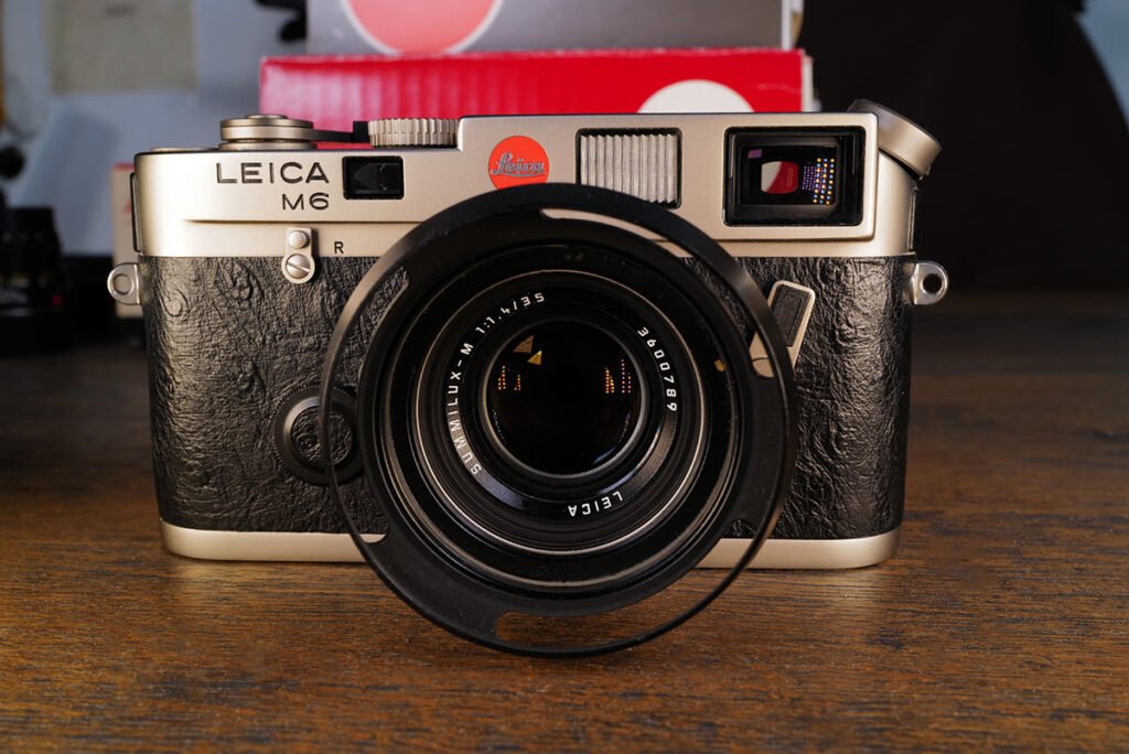 Summilux-M 35 mm an Leica M6 titan