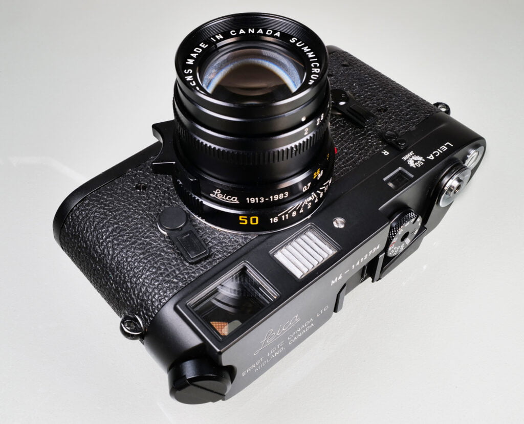 Leica M4 schwarz: 50 Jahre Jubiläum mit Summicron 50mm