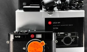 Leica M9 black paint