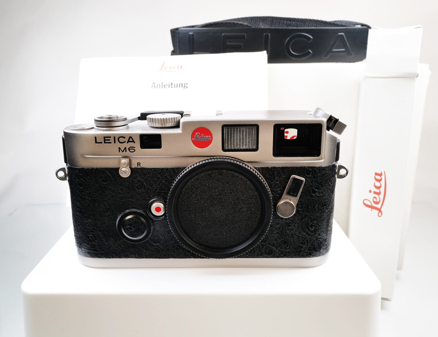 Leica M6 titan
