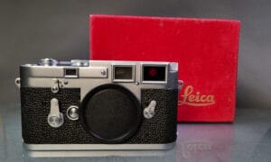 Leica M3 von 1955 mit Buddha Ohren und Doppelt Aufzug