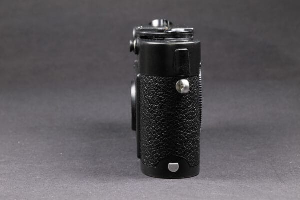 LEICA M6 10404 schwarz analog mit Leder Bereitschaftstasche – Bild 11