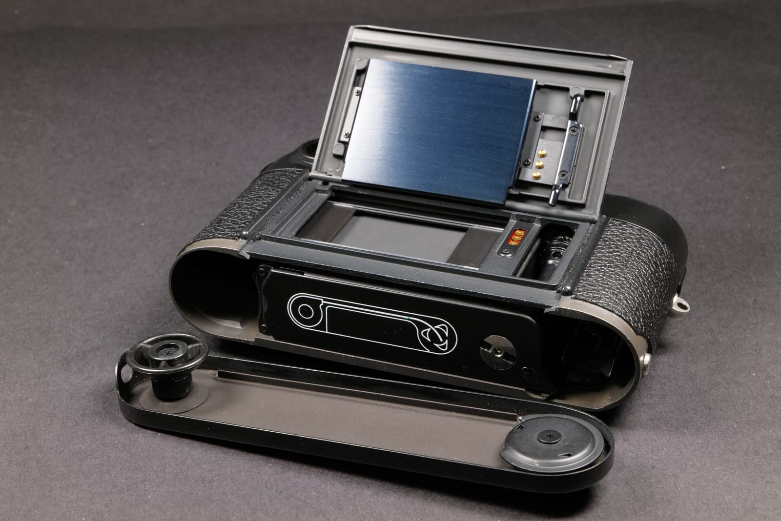 LEICA M6 10404 schwarz analog mit Leder Bereitschaftstasche – Bild 15