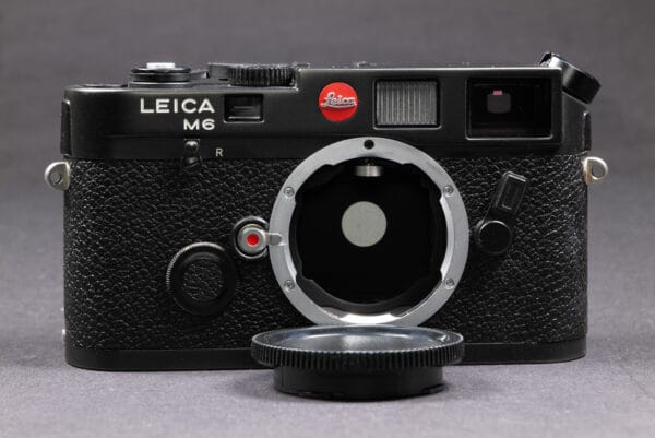 LEICA M6 10404 schwarz analog mit Leder Bereitschaftstasche – Bild 5