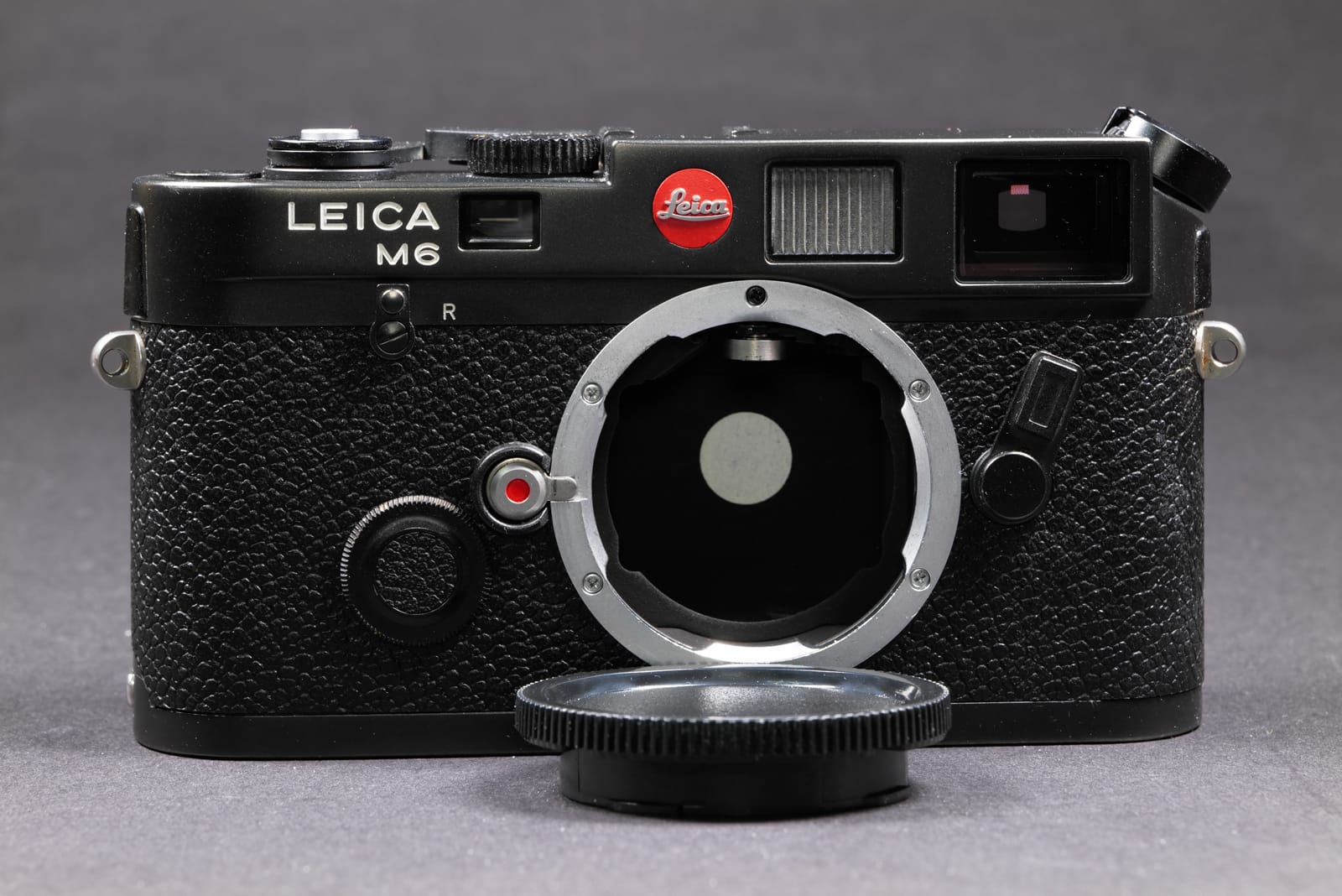 LEICA M6 10404 schwarz analog mit Leder Bereitschaftstasche – Bild 5
