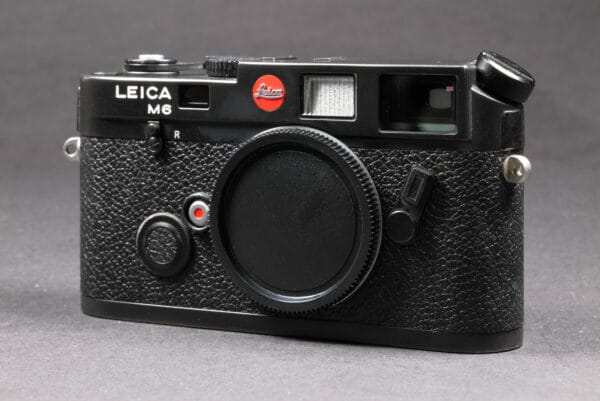 LEICA M6 10404 schwarz analog mit Leder Bereitschaftstasche – Bild 6