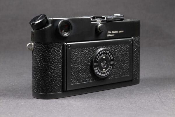 LEICA M6 10404 schwarz analog mit Leder Bereitschaftstasche – Bild 8