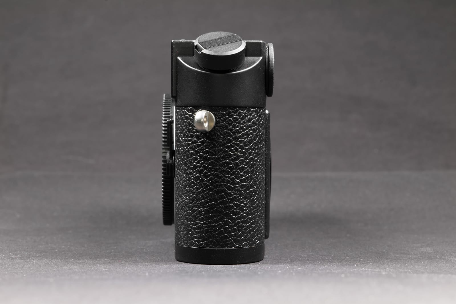 LEICA M6 schwarz #10557 v. 2.12.2022 – Bild 8