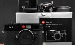 Leica M9 black paint
