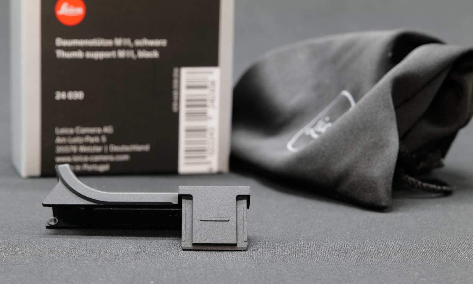 LEICA M11 #24030 Daumenstütze schwarz Demoware – Bild 2