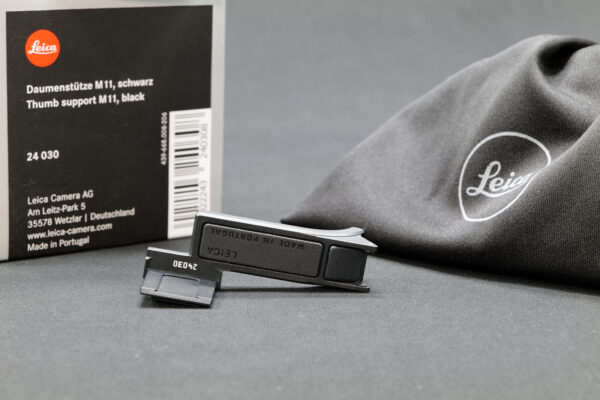 LEICA M11 #24030 Daumenstütze schwarz Demoware – Bild 5