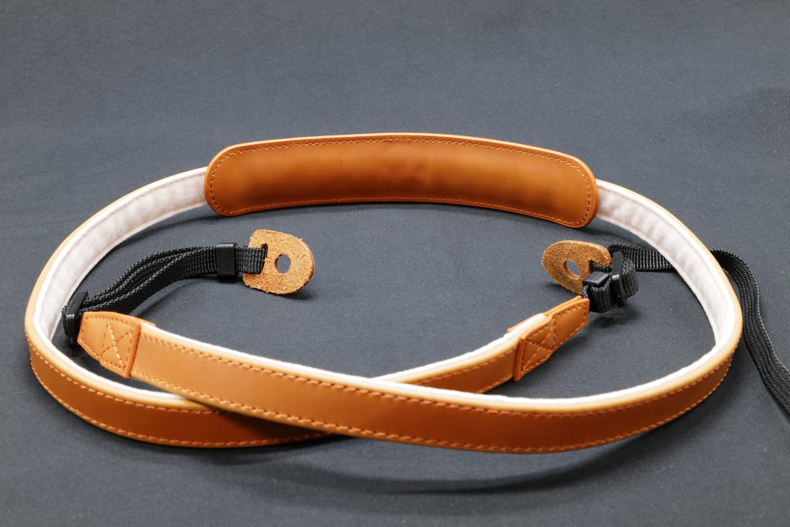 Kamera Leder Trageriemen hellbraun Demoware – Bild 3