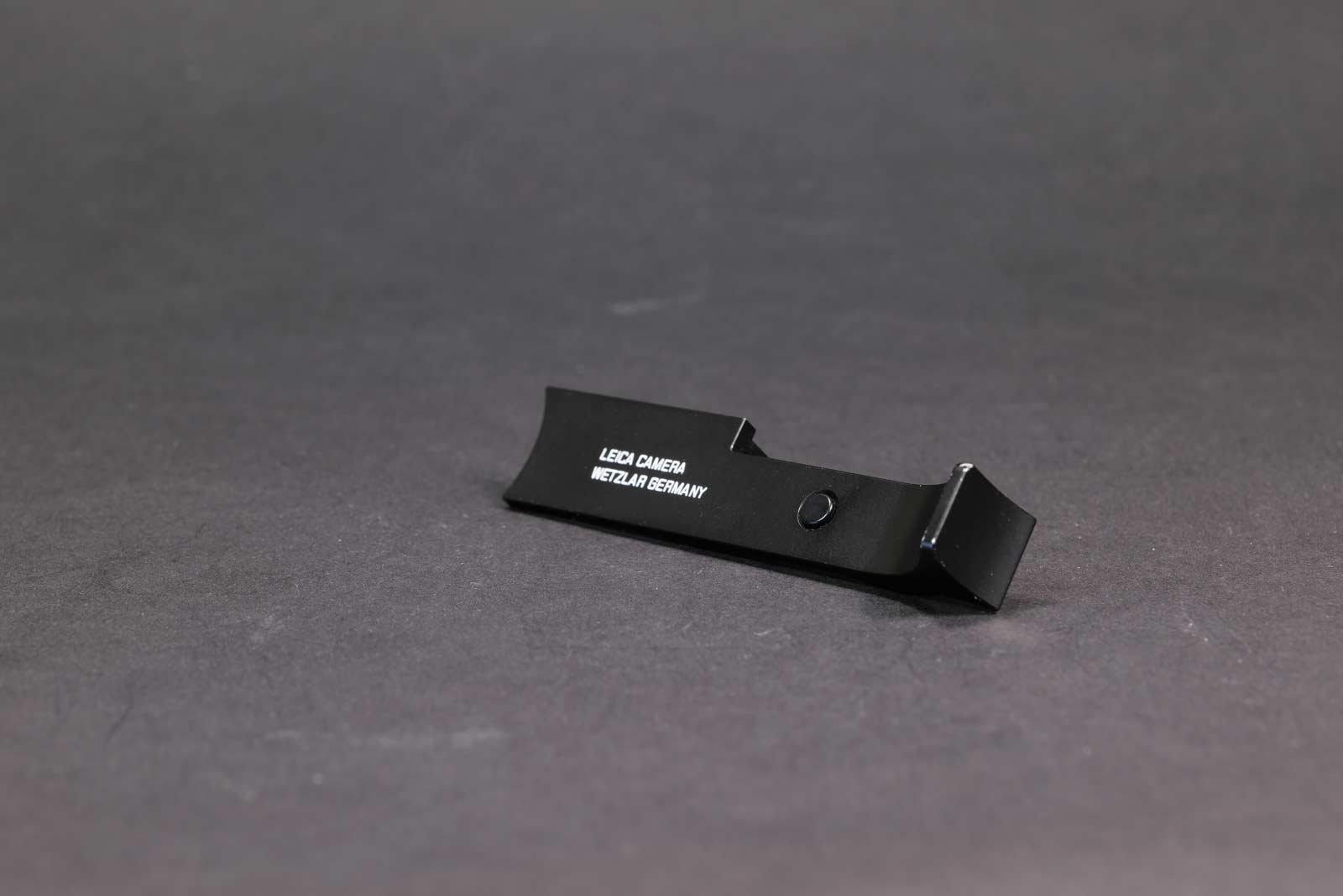 LEICA Q2 Daumenstütze schwarz Demoware – Bild 5