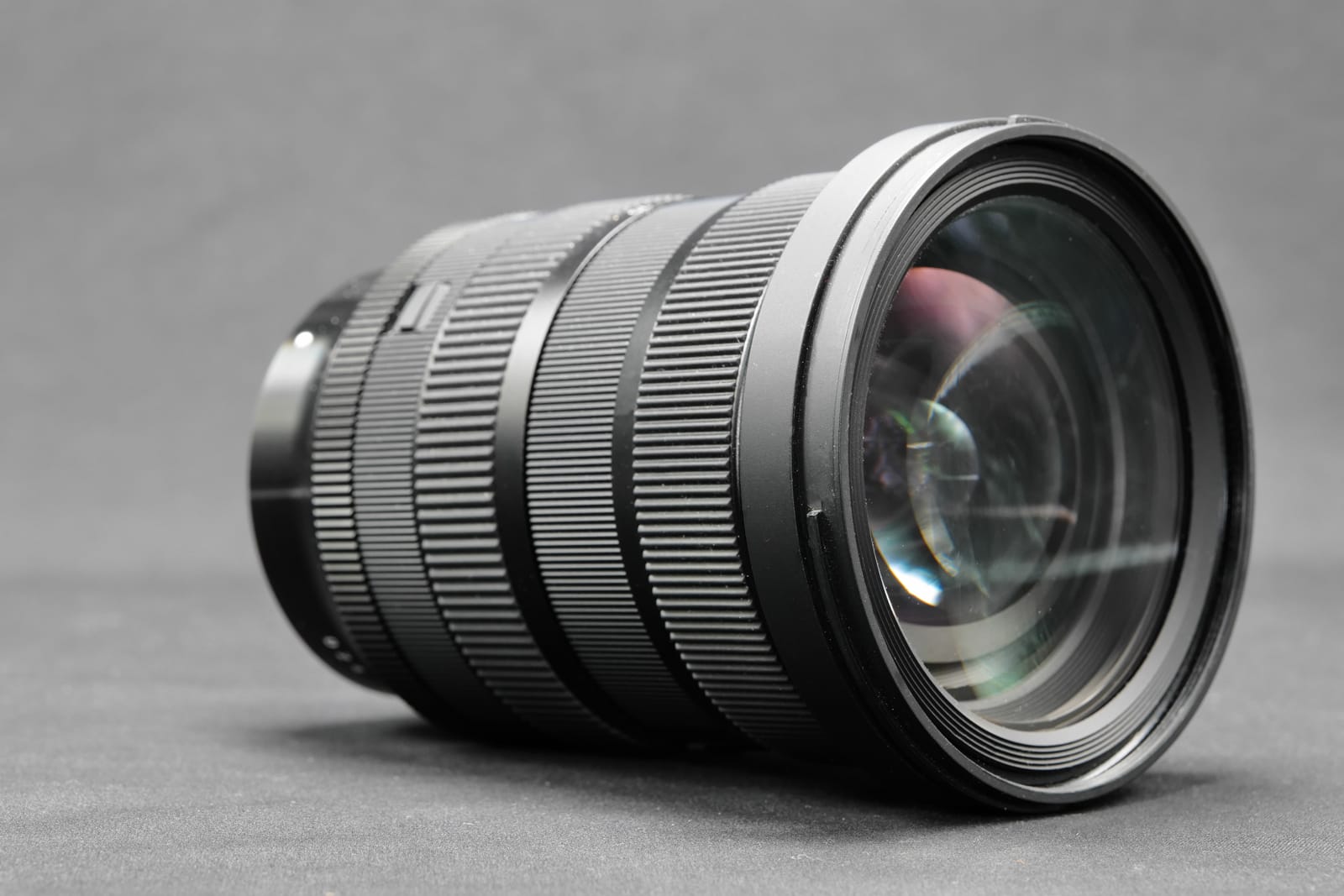 SIGMA 24-70 mm ƒ/2.8 DG GDN II Demoware - L-Mount – Bild 8