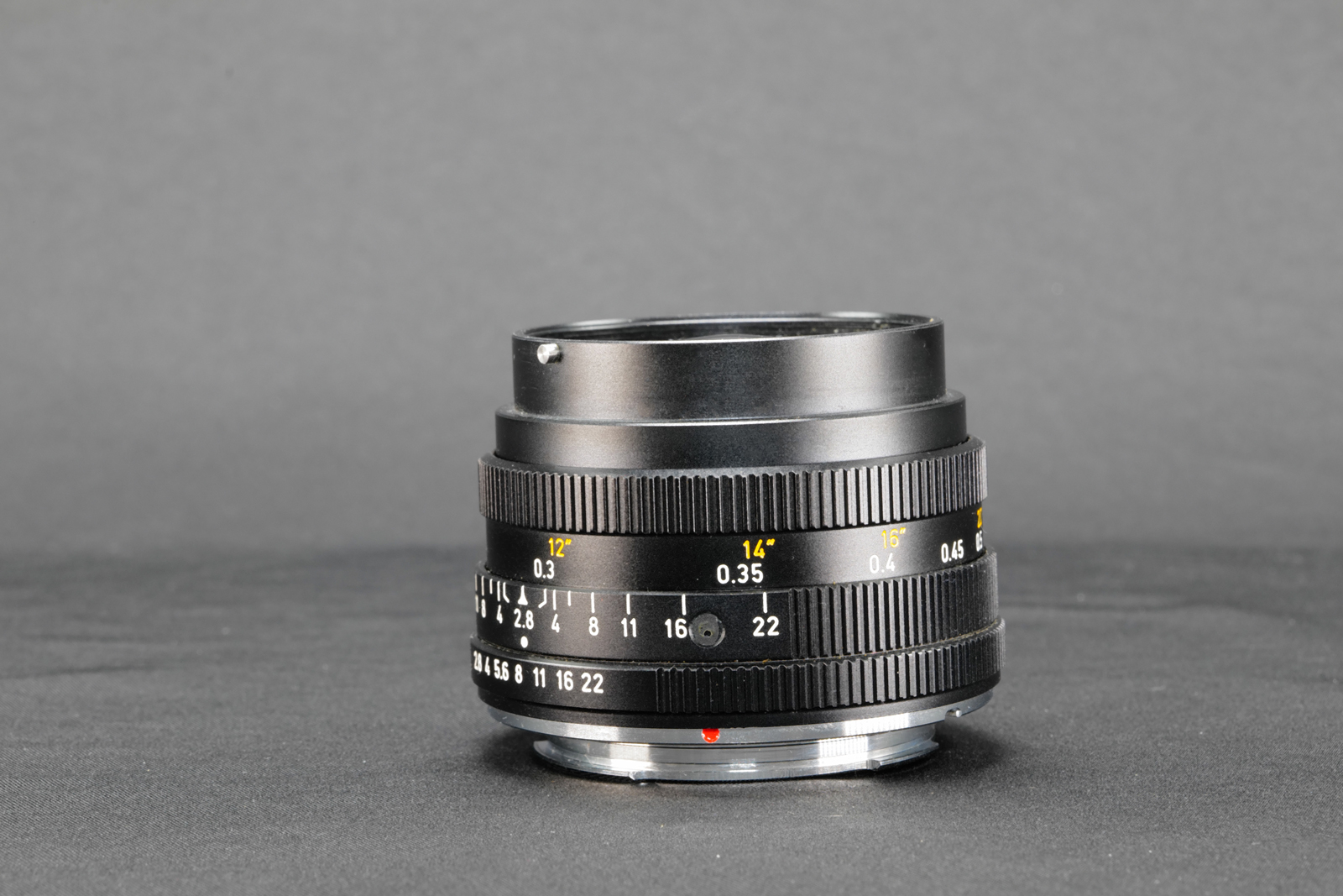 LEICA Elmarit-R 2,8/28 mm #11247 + Hood und Gegenlichtblende – Bild 4