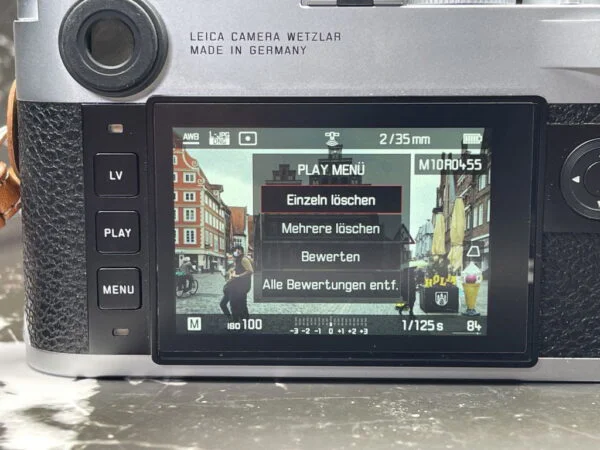 Bildwiedergabe und Löschen von Fotos bei der Leica M10