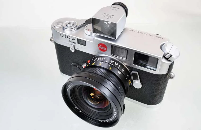 Leica M6 mit Elmarit-M 21 mm aus meiner Sammlung