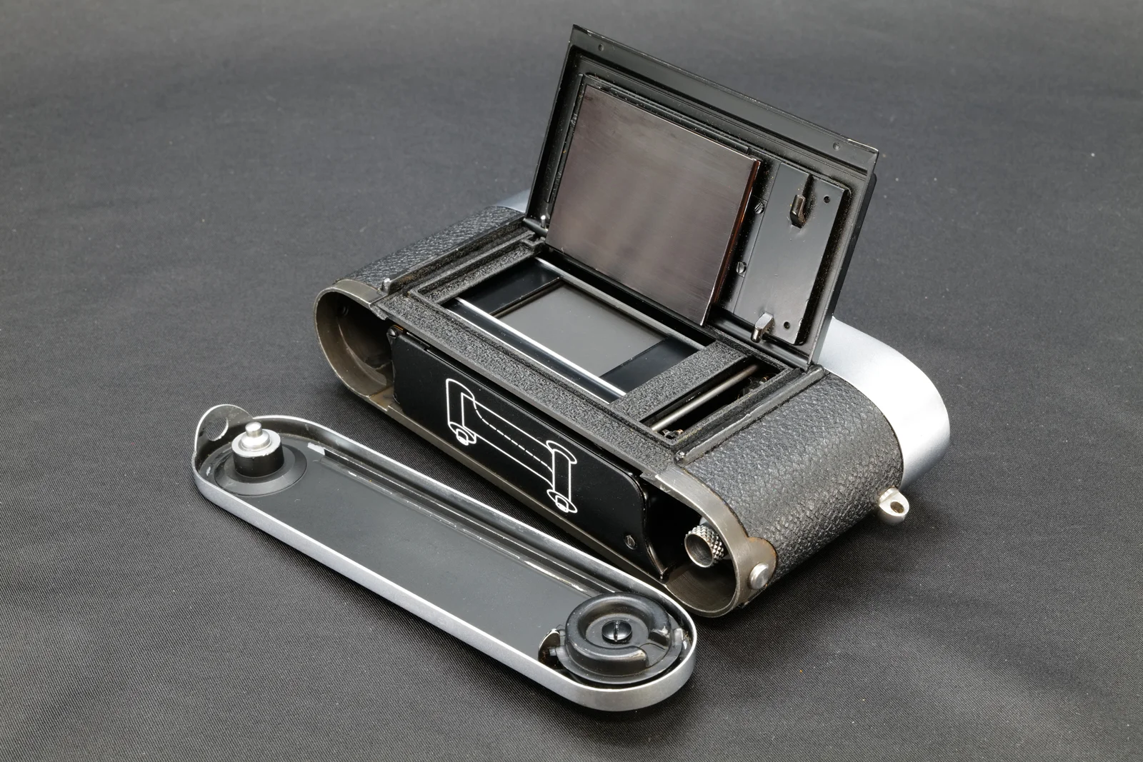 LEICA M2 & Freilaufknopf neuer M4-P Sucher, Verschlusstücher frische CLA – Bild 13