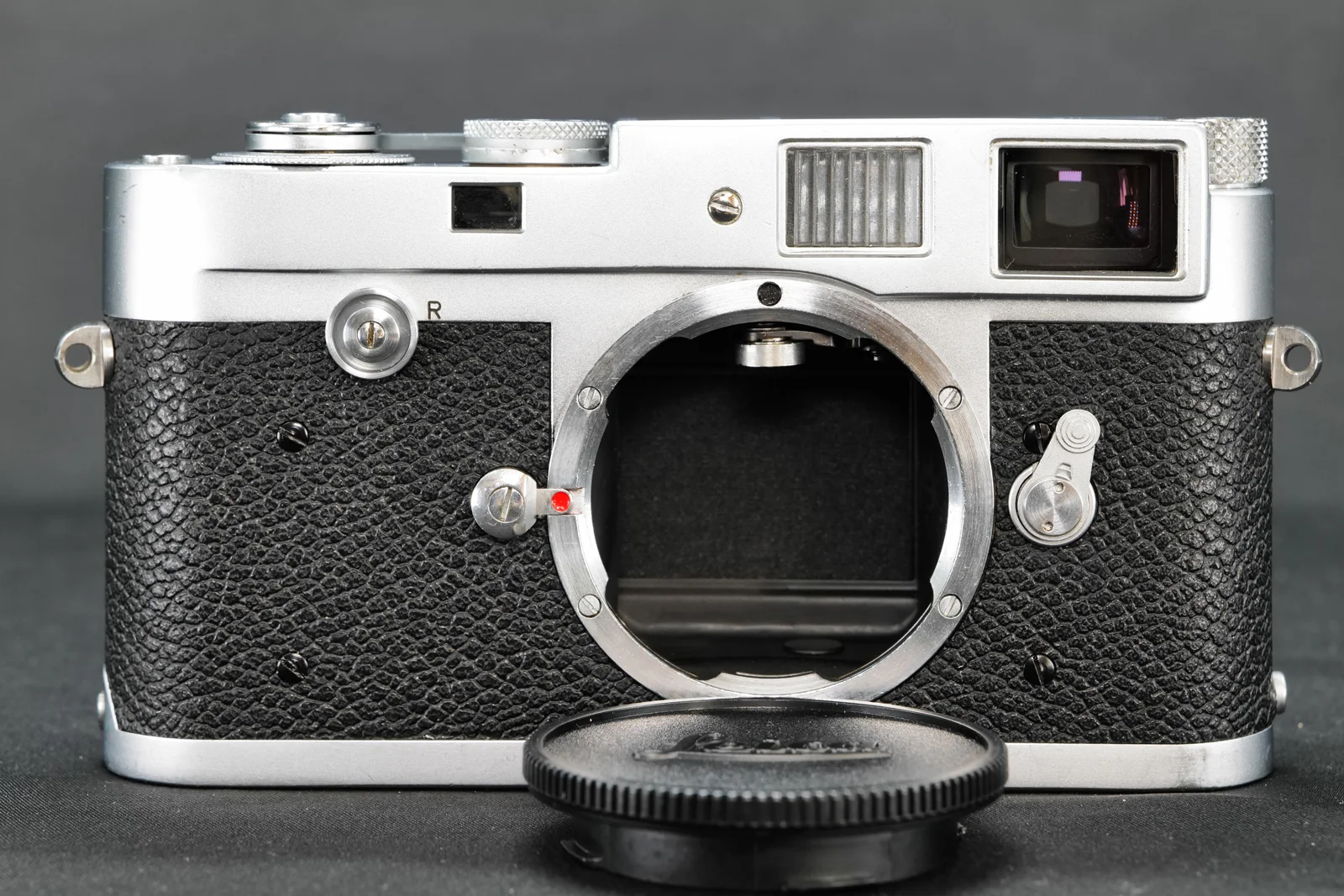 LEICA M2 & Freilaufknopf neuer M4-P Sucher, Verschlusstücher frische CLA – Bild 3