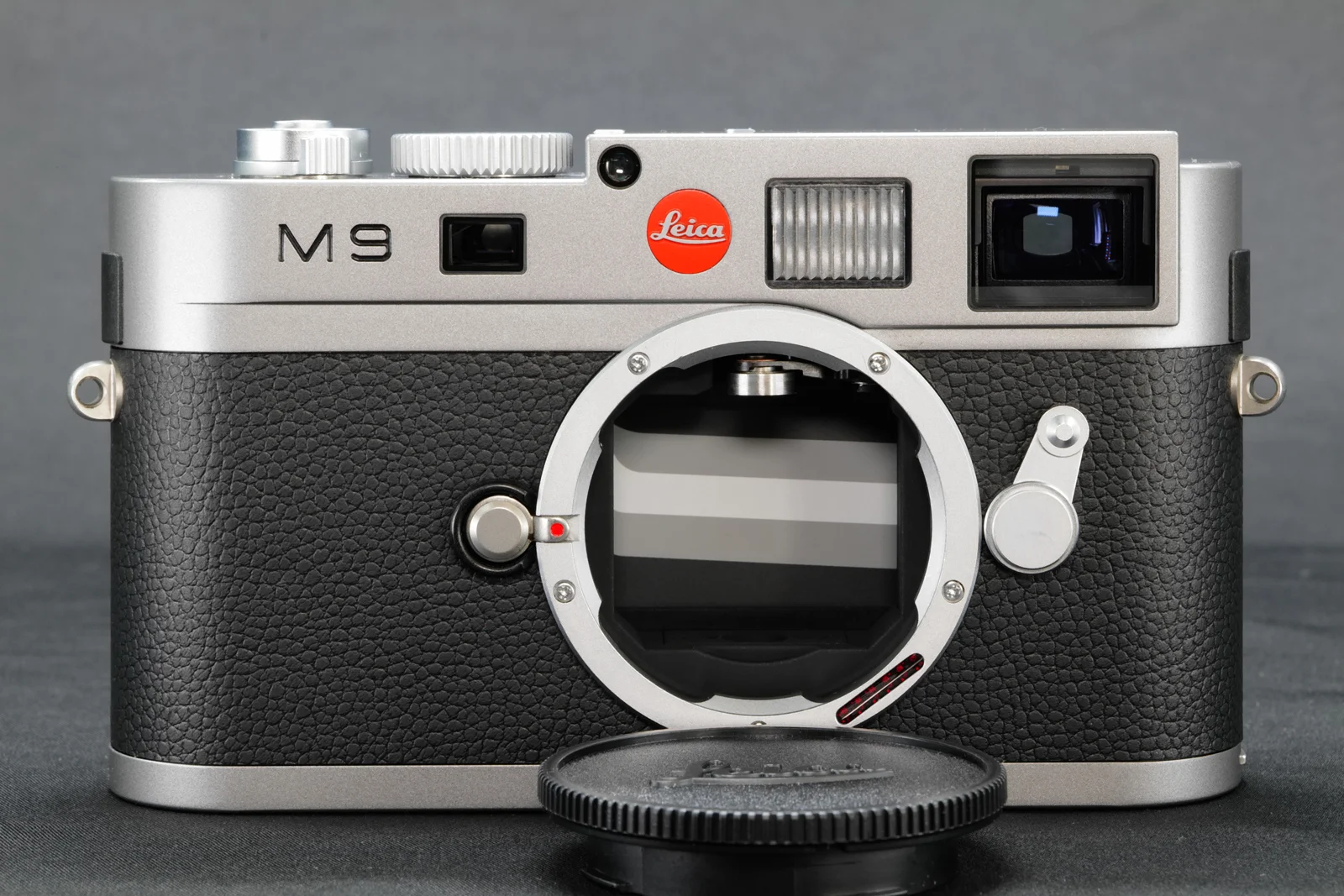 LEICA M9 stahlgrau lackiert #10705 Sensor neu ca. 2412 Auslösungen – Bild 3