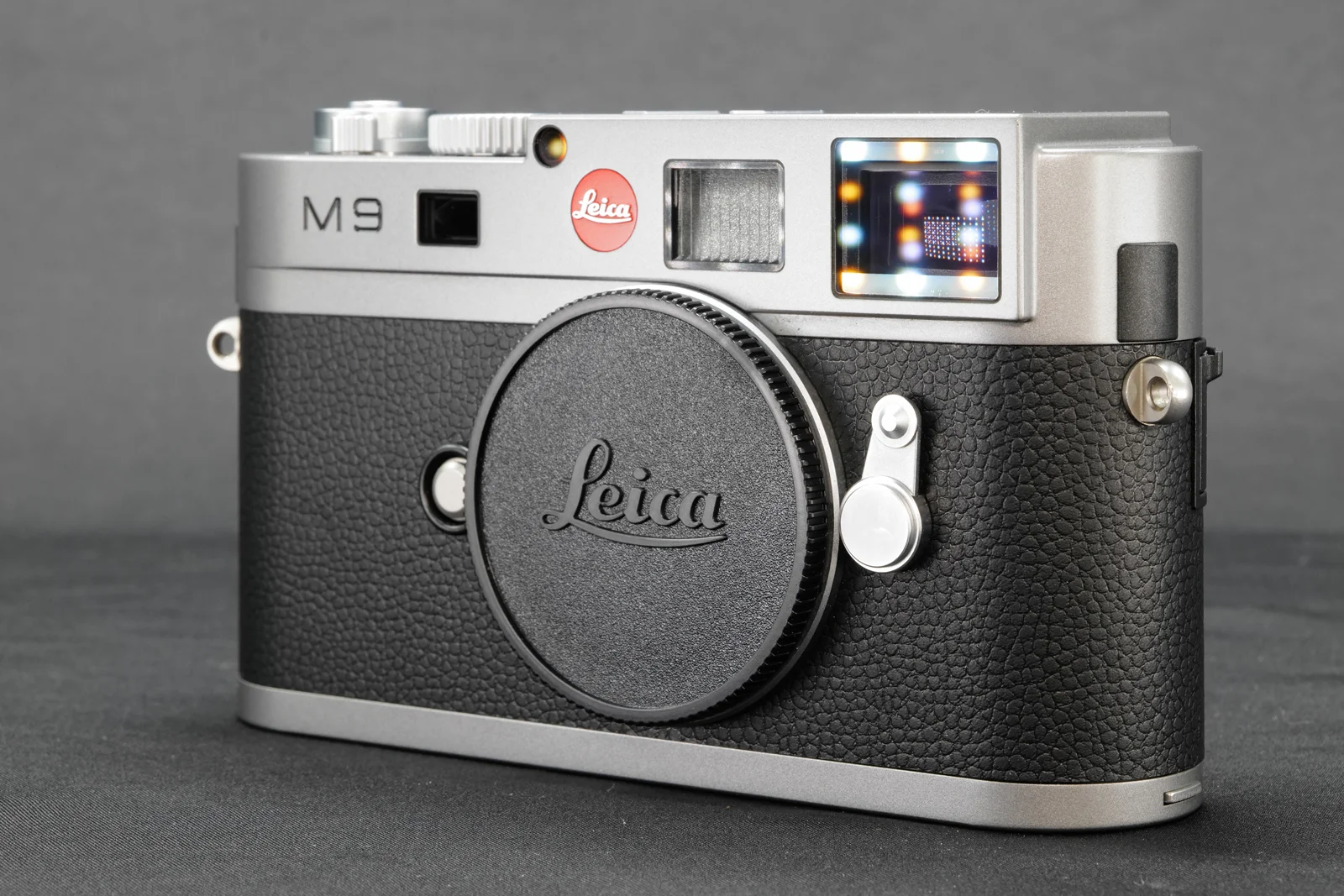 LEICA M9 stahlgrau lackiert #10705 Sensor neu ca. 2412 Auslösungen – Bild 4